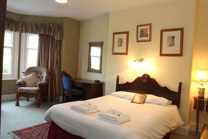 The Montpellier Hotel Llandrindod Wells Eksteriør bilde