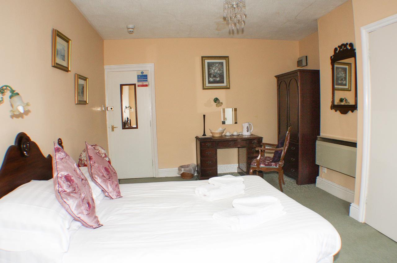 The Montpellier Hotel Llandrindod Wells Eksteriør bilde